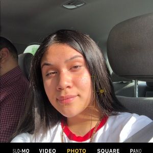 Meet your Posher, Maria